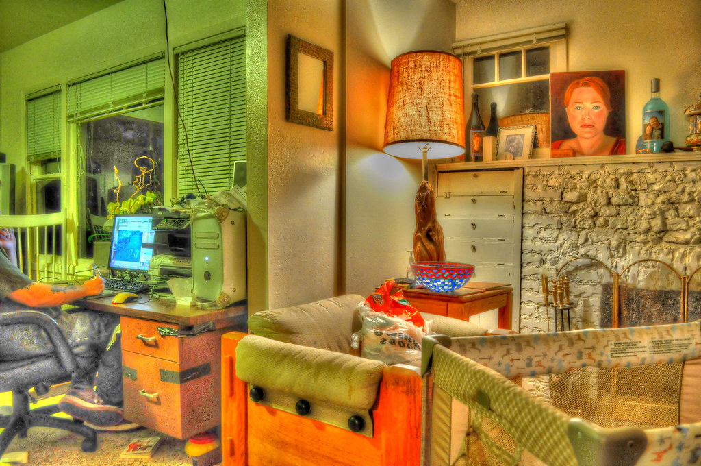 salon z trzema źródłami światła